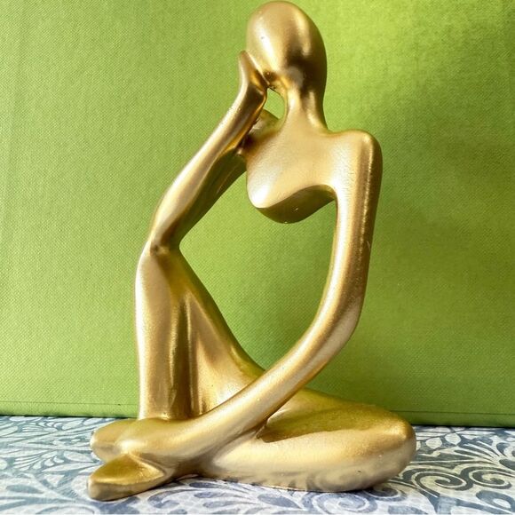 GOLD ABSTRACT THINKER SCULPTURE – MODERN GOLDEN FIGURINE HOME DECOR - Picture 15 of 17